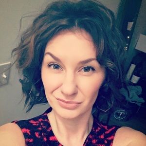 Meet your Posher, Aria